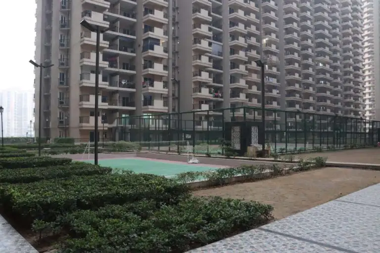 Buying Apartments in Gaur City 14th Avenue