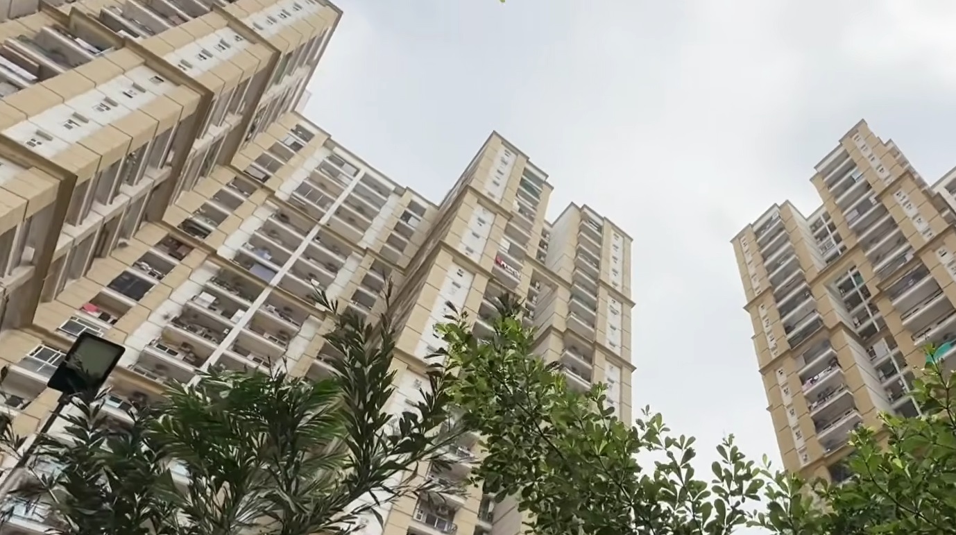 Residential and Commercial Property in Greater Noida